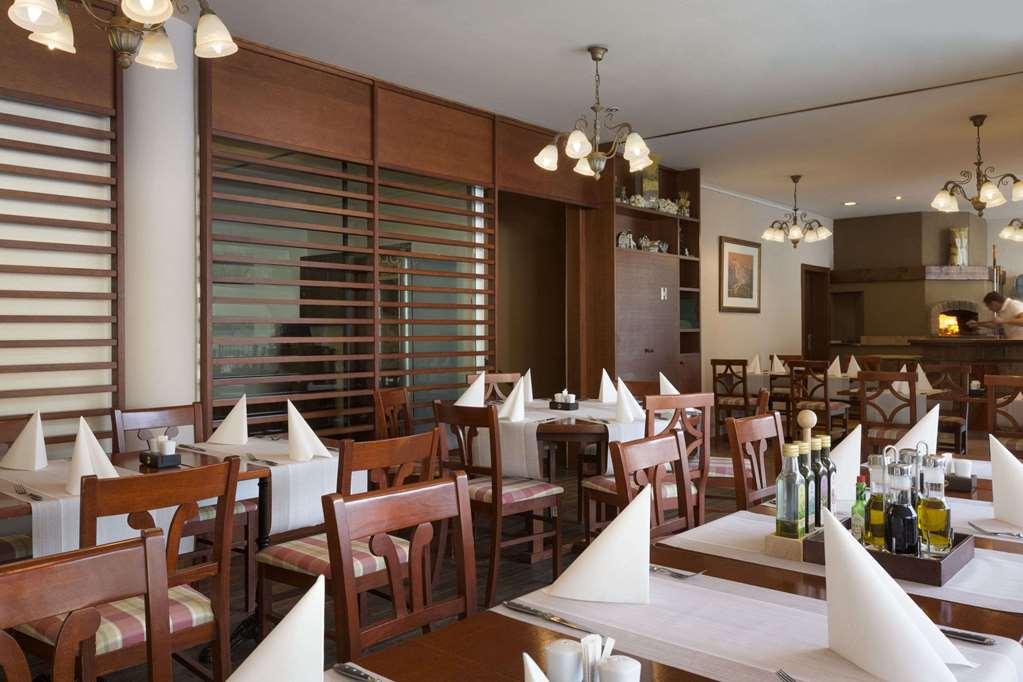 Ramada Hotel & Suites Kranjska Gora Restoran gambar